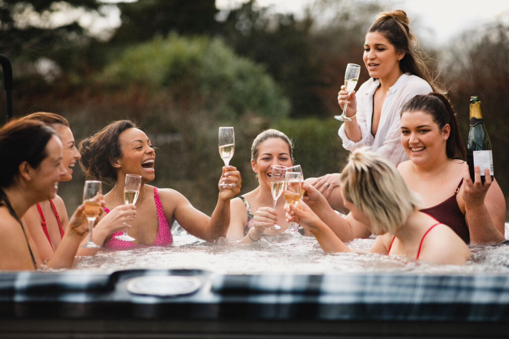 OUTDOOR Hot Tub SPECIAL (£30 pp Deposits nonrefundable) choose from 3 packages